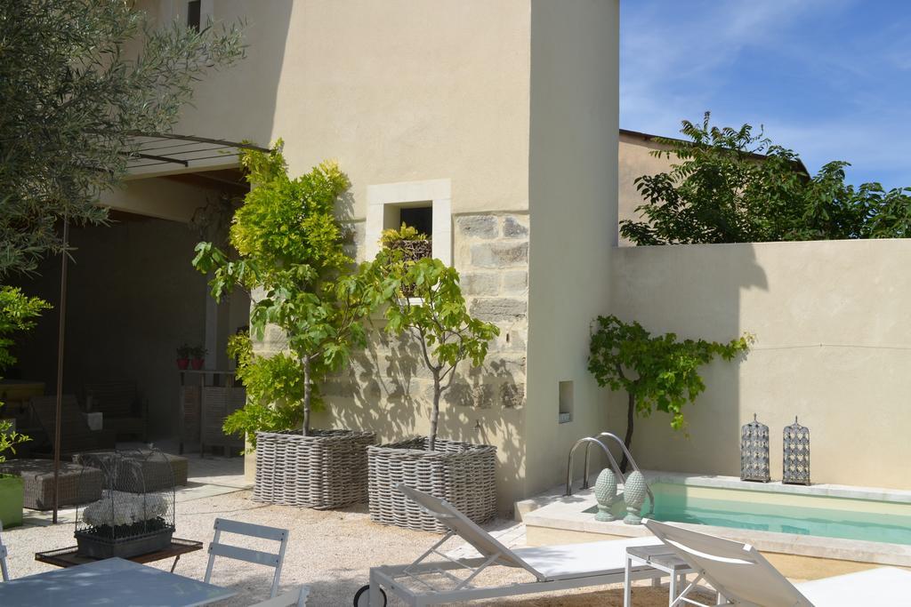 Mas A L'improviste 3* Maillane